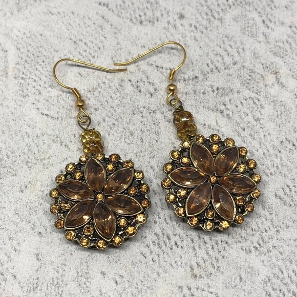 Upcycled artisan dazzling flower earrings formal dressy dangle drop statement. - Picture 1 of 5